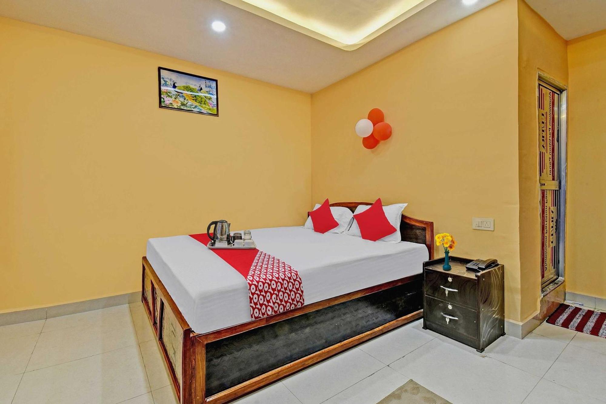 Hotel O Lotus Inn Danapur Exterior photo