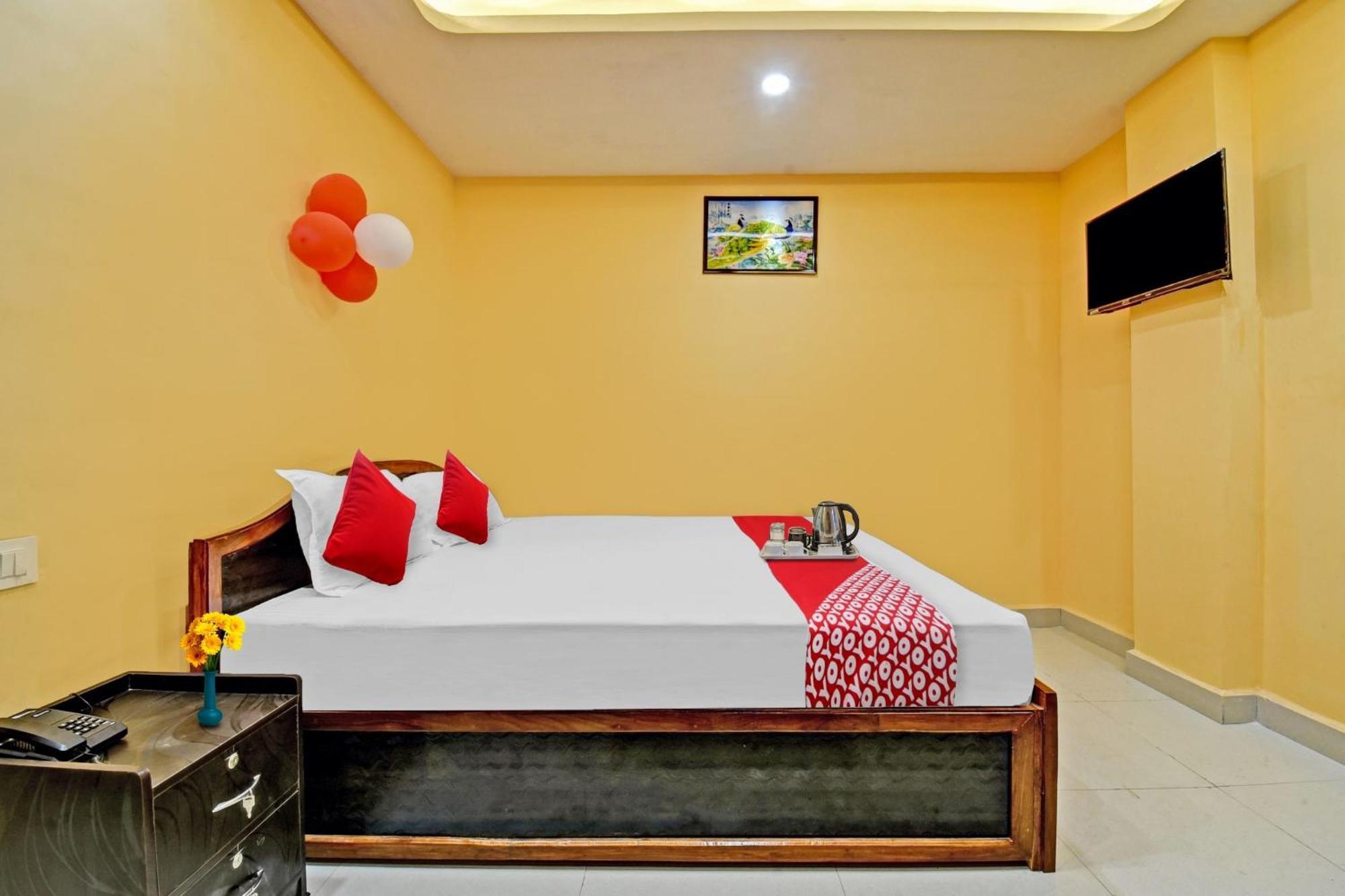 Hotel O Lotus Inn Danapur Exterior photo